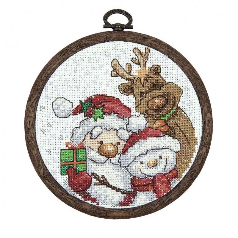 Maagisia hetkiä -ristipistotyö M-504