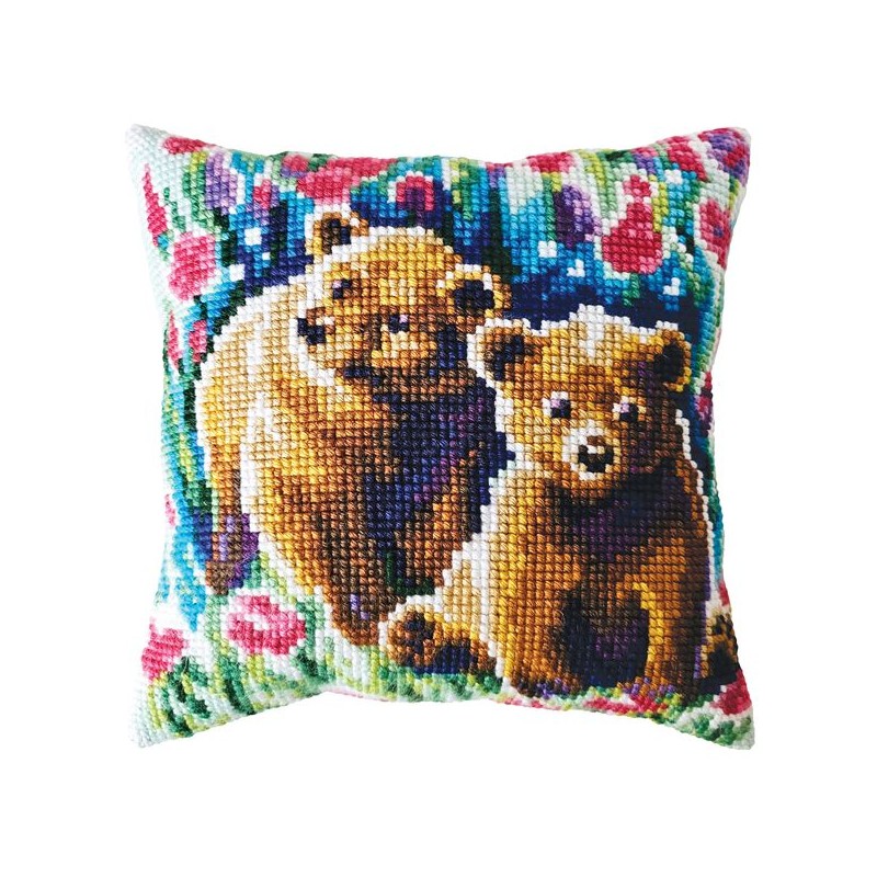 Karhunpennut-ristipistotyyny 5478CC