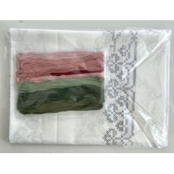 Ruusukulmat-ristipistokaitaliina K-026
