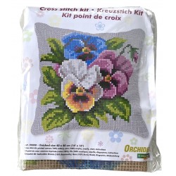 Orvokit-ristipistotyyny 99090