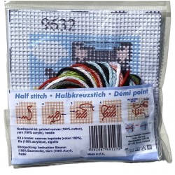 PIENI KISSA -ensimmäinen kanavatyöni 9632