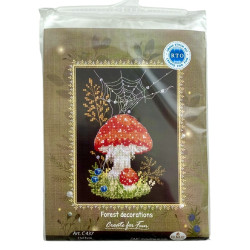 Metsän koristeita -ristipistotyö C437
