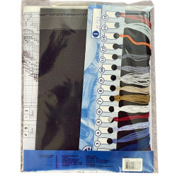 Kuningas huuhkaja -ristipistotyö M785