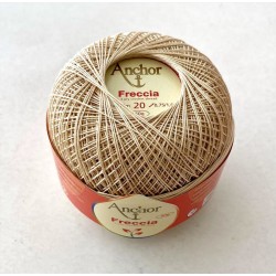 FRECCIA 20 -virkkauslanka vaaleanruskea 50g