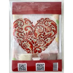 Pitsisydän-helmikirjontatyö TN-0542