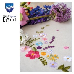 Iloinen kevät -kirjottava kaitaliina PN-0216908