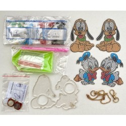 Aku ja Pluto pieninä -timanttimaalausavaimenperät valolla DYSK04