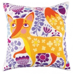 Kettukauneutta-ristipistotyyny CU009