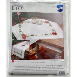 Joulutähdet ja -ruusut -ristipistokaitaliina PN-0013262