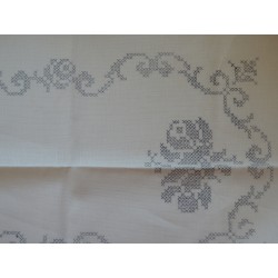 Ruusu-ristipistokaitaliina 50x100 cm ilman lankoja K/B81