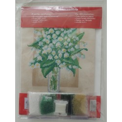 Kielot-helmikirjontatyö TN-0404