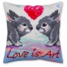 Love is Art -ristipistotyyny 5379