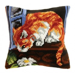 Utelias kissa-ristipistotyyny 9533